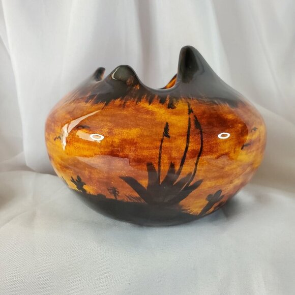 Vintage 1980s Art Pottery Planter Desert Landscape & Palm Tree Design Signed - Picture 5 of 16